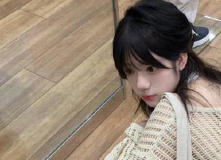 别问为什么下载51.com了，吃瓜时刻没有理由，哈哈！