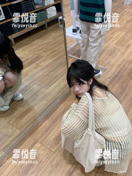 别问为什么下载51.com了，吃瓜时刻没有理由，哈哈！