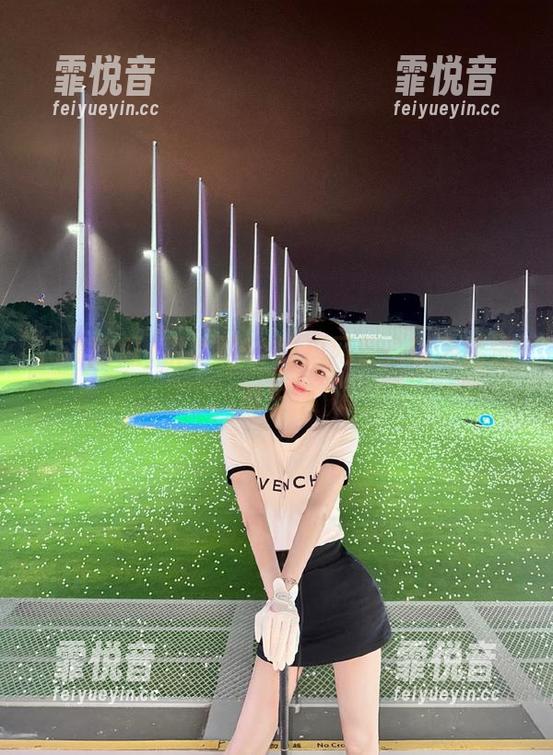 拼命刷51吃瓜网页，以为能逃避生活