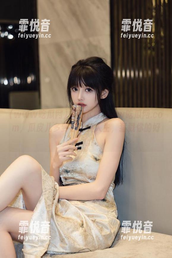 快来下载www吃瓜网.com，瓜皮儿多到你怀疑人生，猛戳你的好奇心！