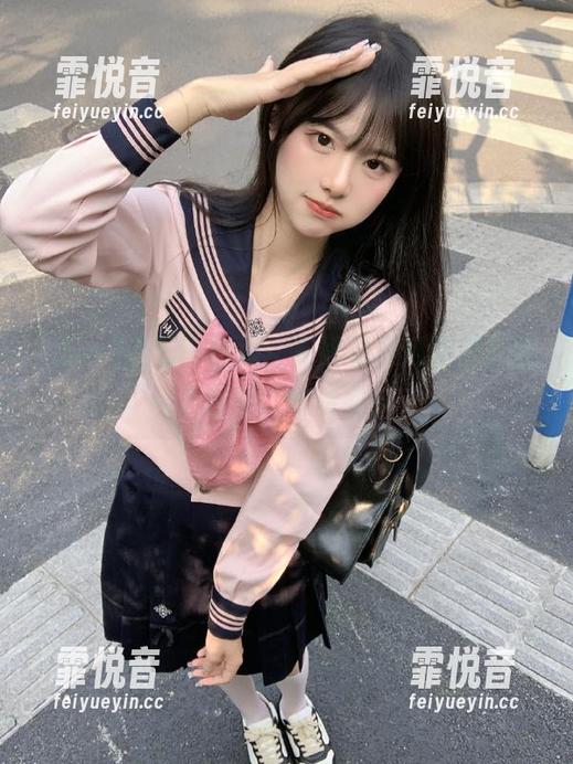 看五一视频，在线感受瓜田里的酸甜苦辣，哈哈哈！