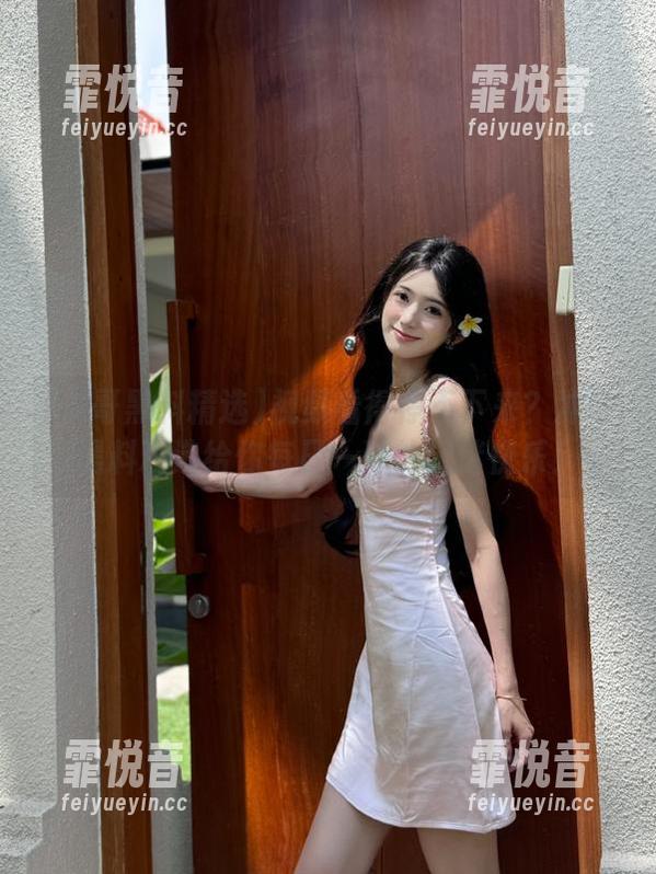 冲哥黑料精选 视频看得停不下来?冲哥黑料精选给你每日一冲的沉迷快乐!