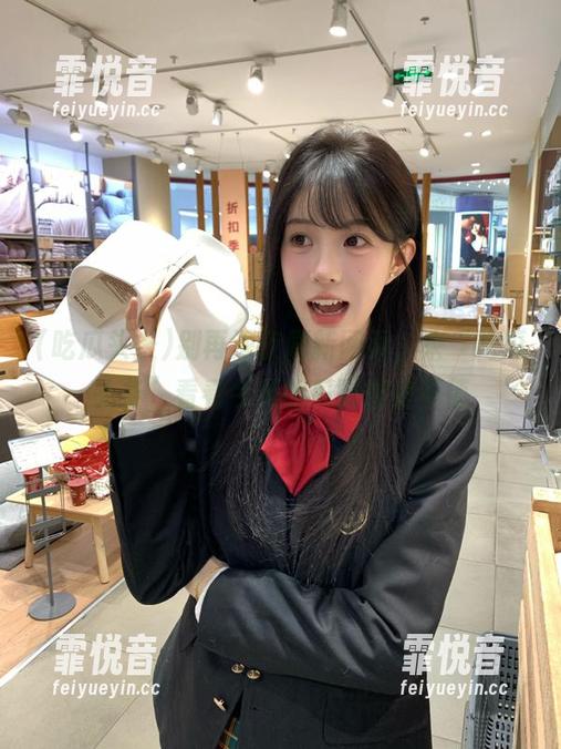 吃瓜头条 别再深夜刷新网页,来“吃瓜头条”看看今天的瓜吃得值不值