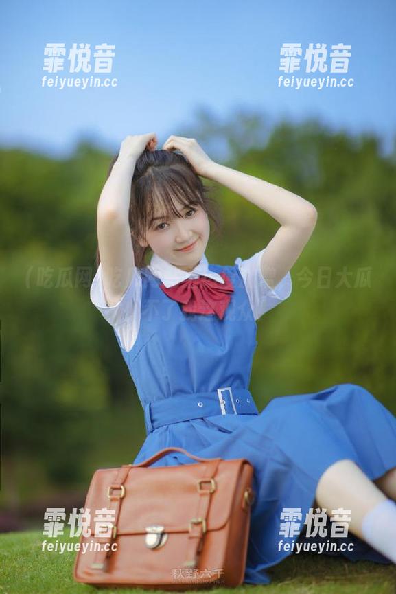 吃瓜网站上热度激增，今日大瓜少不了我这观众！