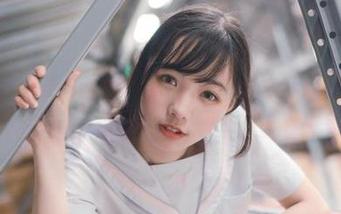 永不迷路的网络旅程：与抖音网红一起在吃瓜网址趣游！
