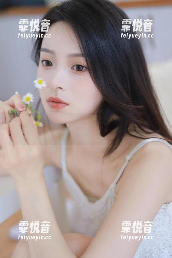 “明星黑料网”在线：这连带我怀疑自己的生活能不能直播！