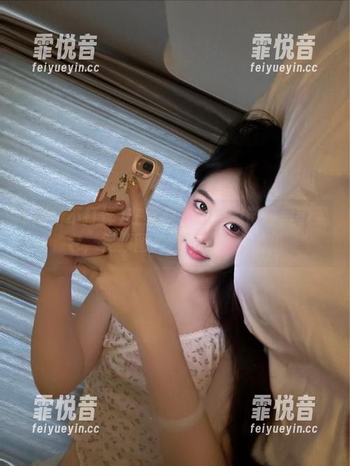 在黑料不打烊的链接里等到老，视频图片还不如开个直播