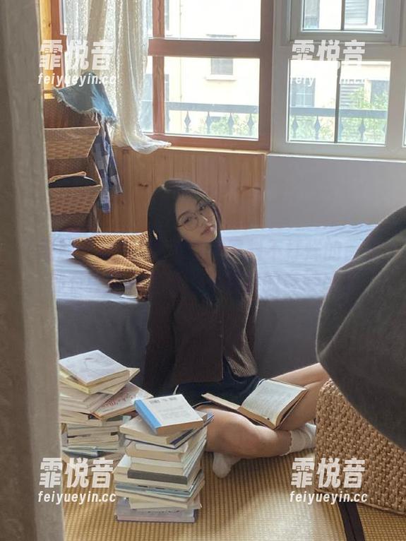 黑料不打烊 每次点开黑料不打烊的首页,都有种打开传送门见宇宙的奇妙感觉。