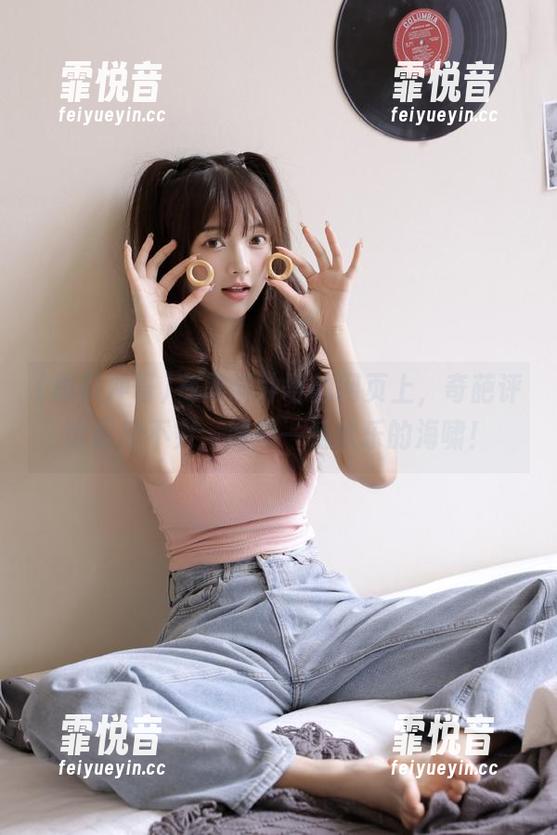 在黑料冲哥的网页上，奇葩评论层出不穷，如同一场欢乐的海啸！