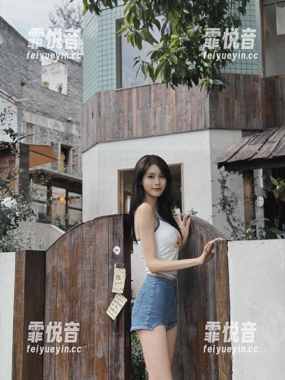 上黑料吃瓜不打烊，快来登录“网曝门”，这里的反差感逃不过我这双火眼金睛！