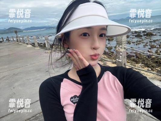 黑料吃瓜网站 黑料吃瓜网站直达:反正总有新瓜,肆意品味这无限的黑料狂潮!