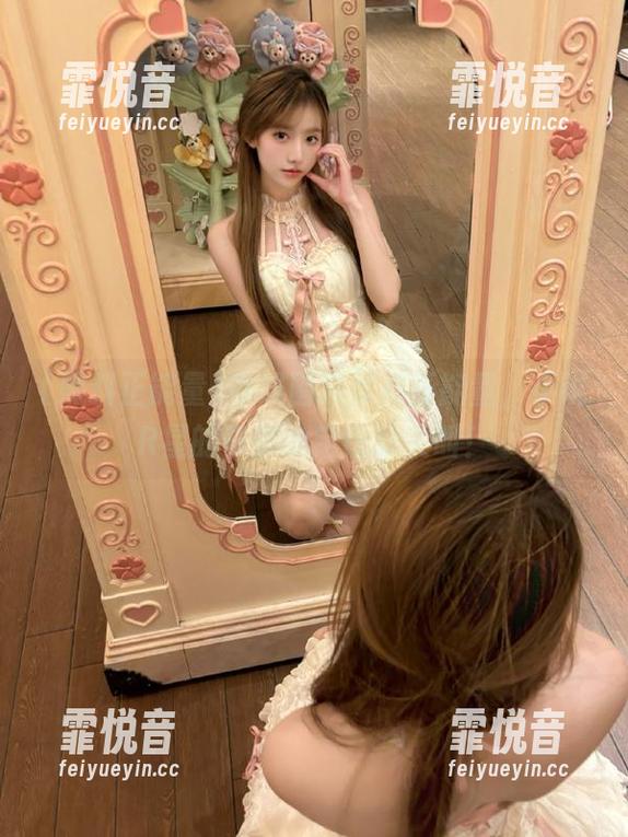 在线围观黑料正能量，小说R星的奇葩设定让我尖叫！