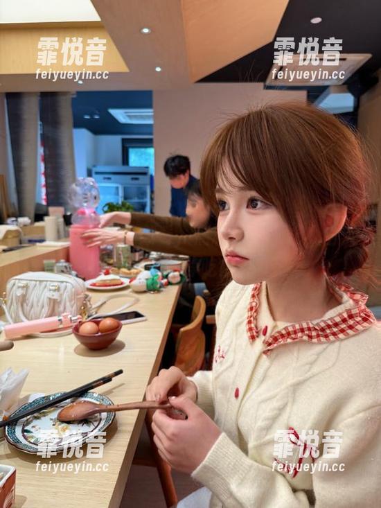 黑料网 每晚必看,黑料网视频让人白天也想安静吃瓜!