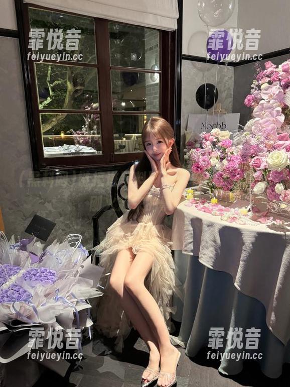 黑料网 链接进黑料网,轻松get那些刚刚火起来的事情!