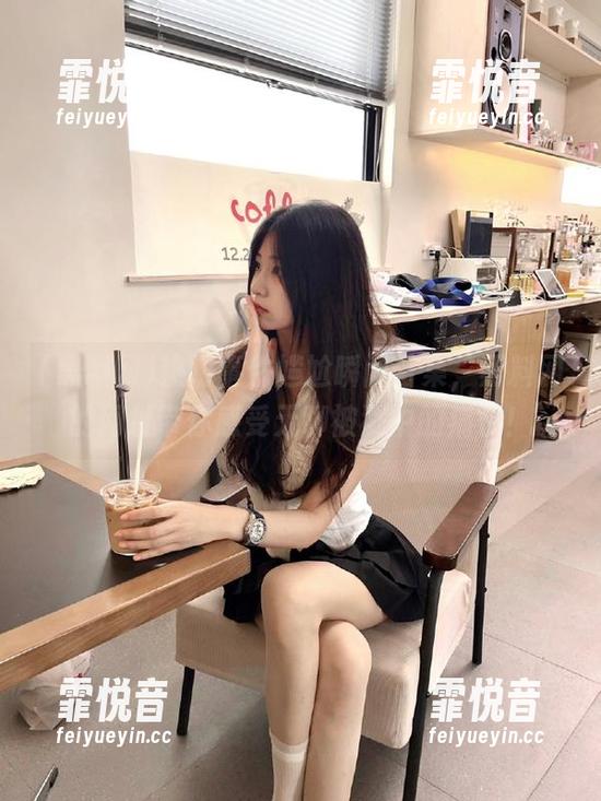 黑料网 热门事件尴尬瞬间合集,黑料网的网址带你感受无聊被戳中的痛快!