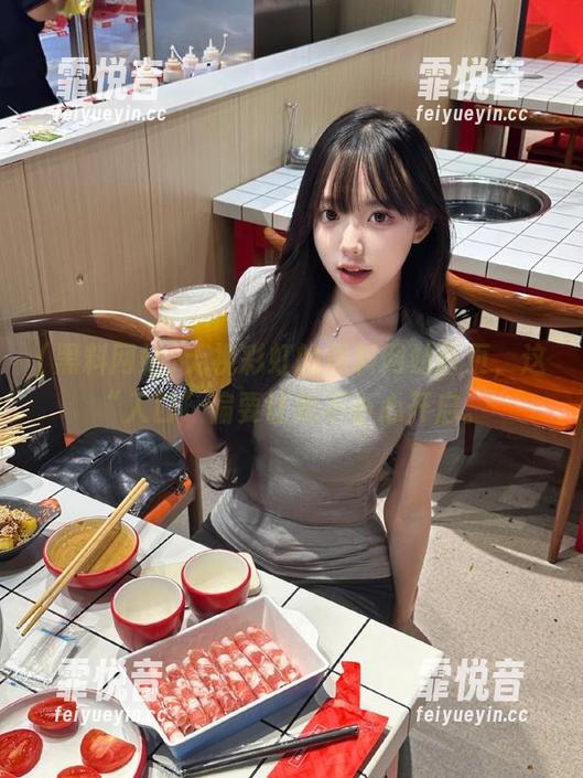 黑料网站 无视彩虹的黑料网站首页,这“入口”偏要让我不小心开启。